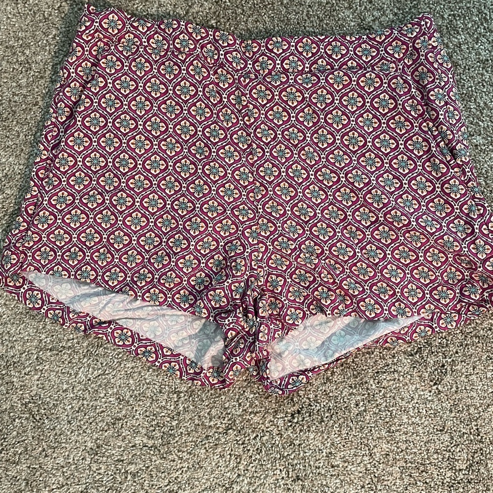 Old Navy Pink and White Patterned Shorts